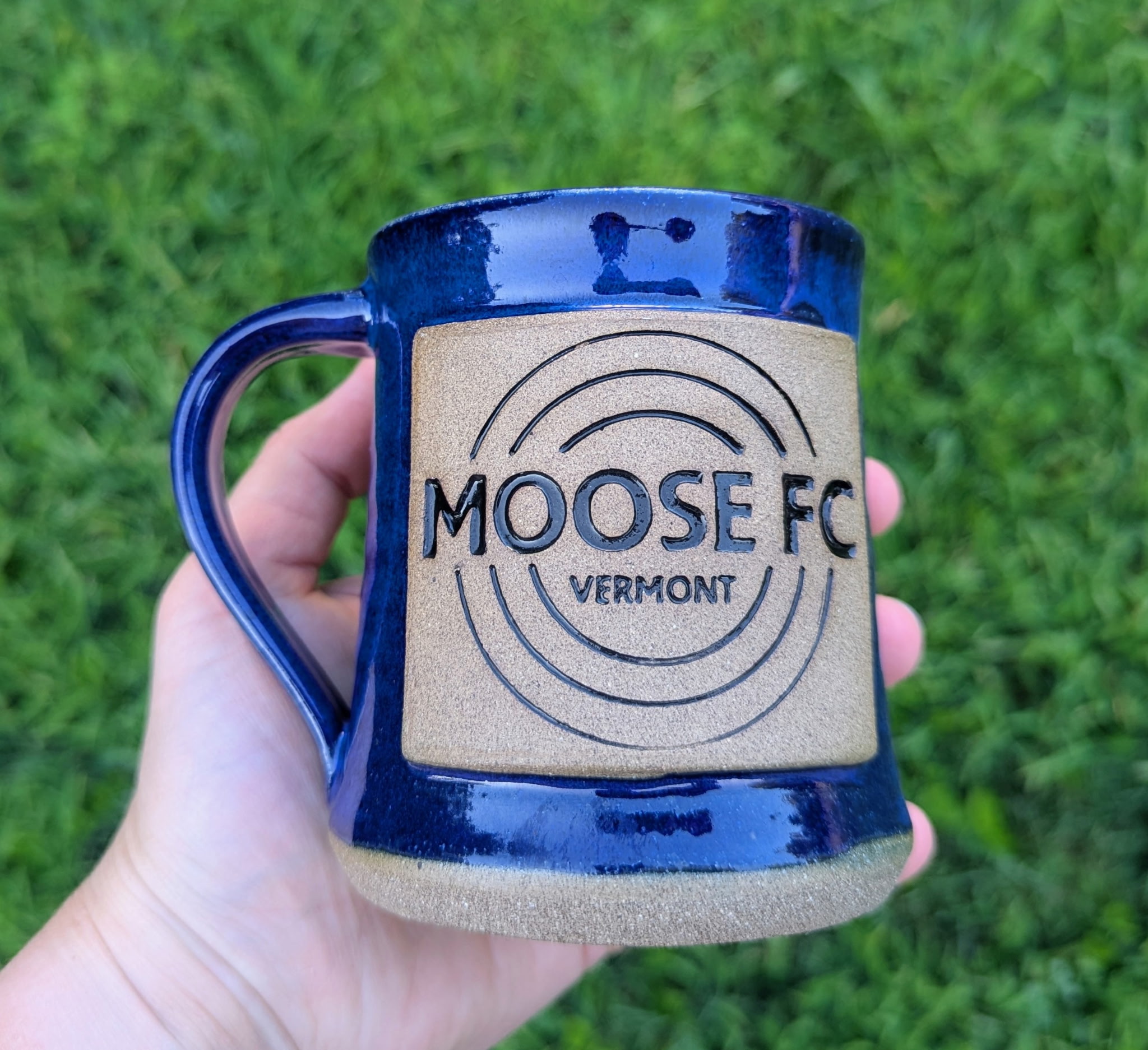 blue coffee mug w Moose FC log